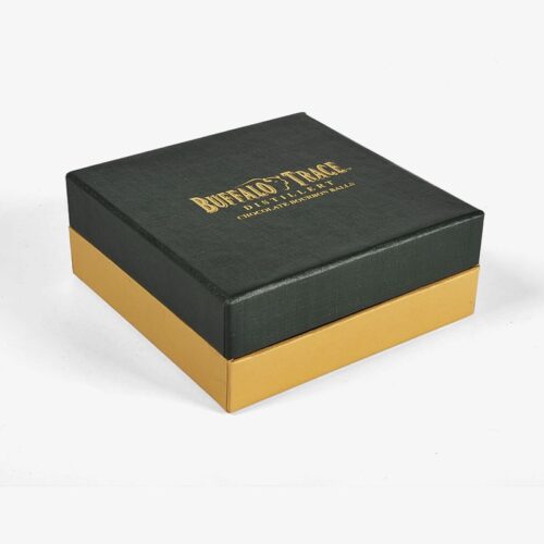 Shoulder rigid paper box