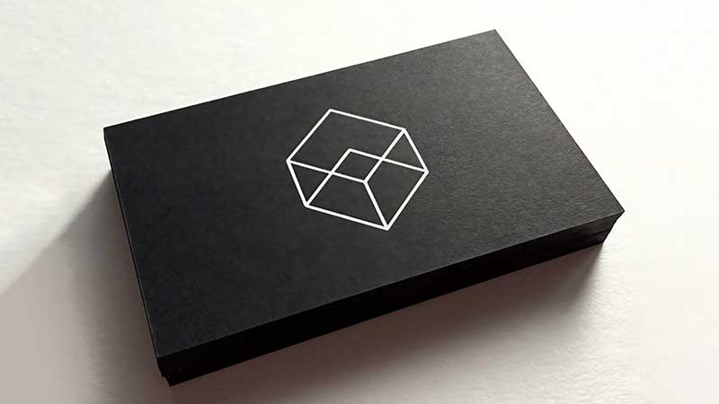 minimalist design black packaging boxes