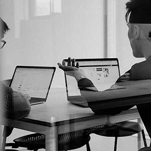 workers communicating1;1